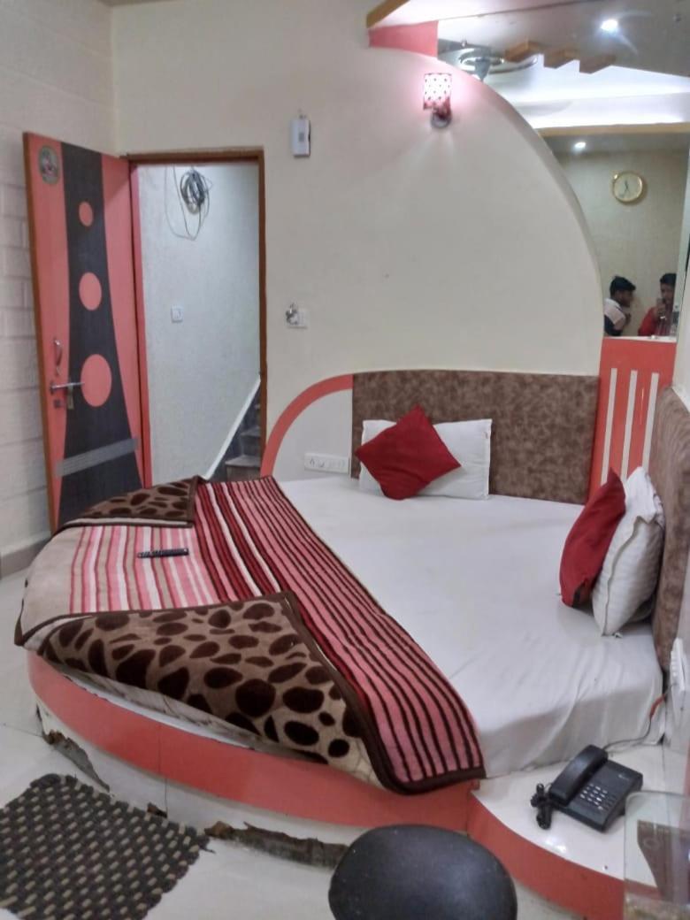 Hotel Amar Palace Pachmarhī Zewnętrze zdjęcie