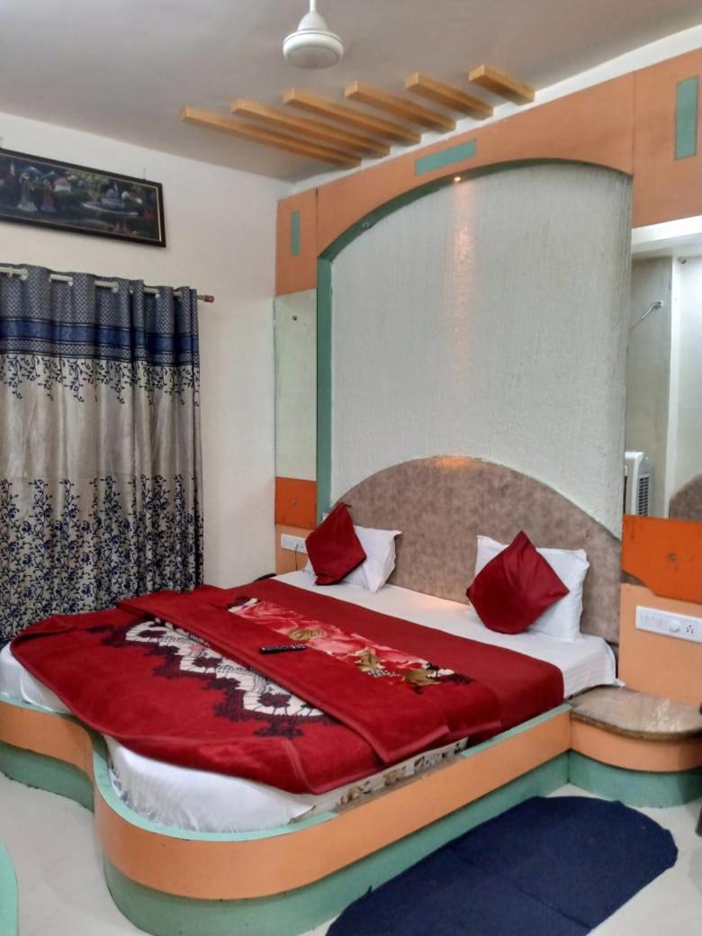 Hotel Amar Palace Pachmarhī Zewnętrze zdjęcie